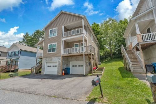 216 Stratford Lane, Boone, NC, 28607 | Card Image
