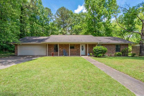 1708 Creekwood Dr, Arkadelphia, AR, 71923-3705 | Card Image