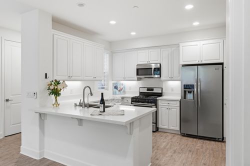 241 Deming Way, Buellton, CA, 93427-9692 | Card Image