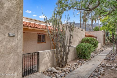 5755 N Camino Esplendora, Tucson, AZ, 85718 | Card Image