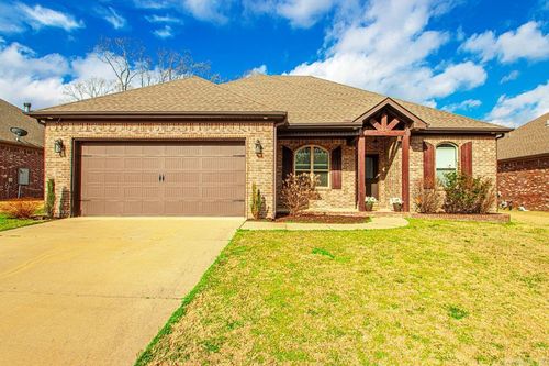 1009 Oak Forest Cir, Sherwood, AR, 72120-2565 | Card Image