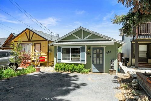 323 W Fairway Blvd, Big Bear City, CA, 92314-9493 | Card Image