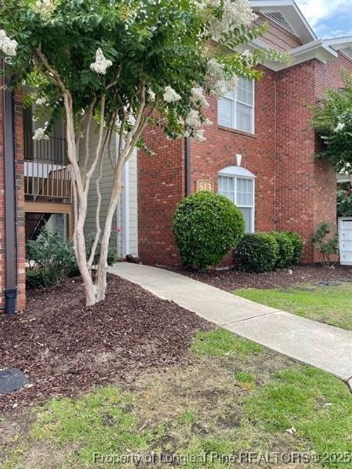 apt-10-513 Meadowland Ct, Hope Mills, NC, 28348-1616 | Card Image