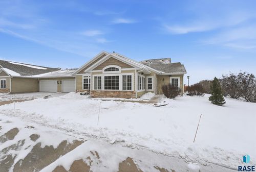 5537 E Eastbridge Pl Place, Sioux Falls, SD, 57110 | Card Image