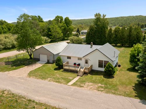 331 George Mcmanus St, Elberta, MI, 49628 | Card Image