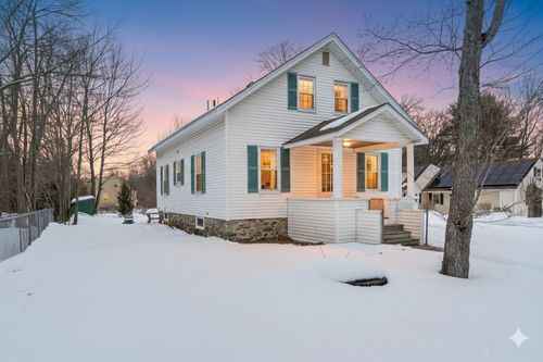10 Lawrence St, North Billerica, MA, 01862-2426 | Card Image