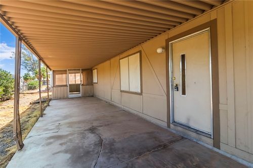 252 Willowood Ln, Bullhead City, AZ, 86442-4624 | Card Image