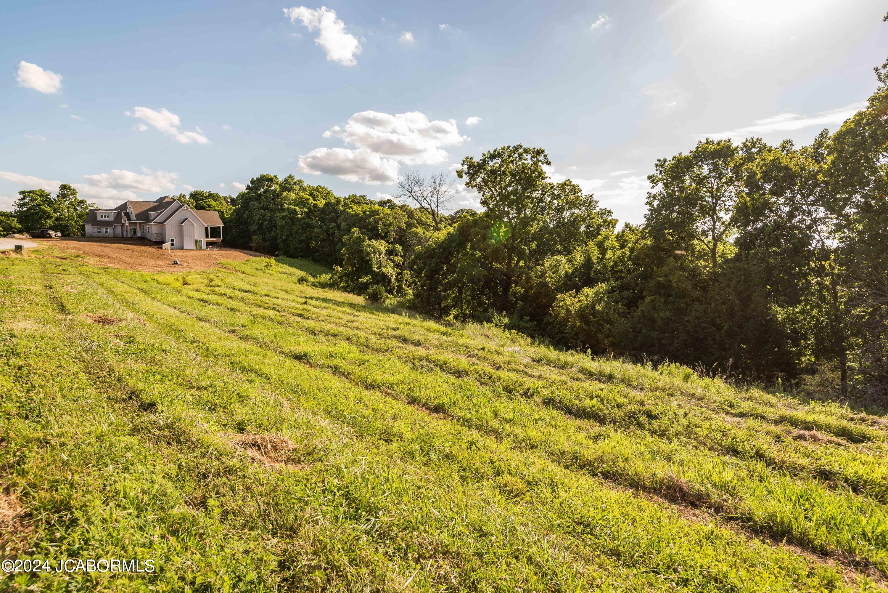 Land in Holts Summit 3