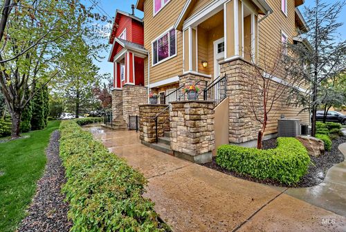 2476 N Bogus Basin Rd, Boise, ID, 83702-0998 | Card Image