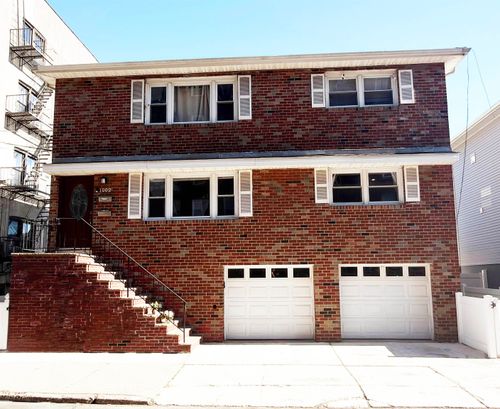 1-1002 87th St, North Bergen, NJ, 07047-5113 | Card Image