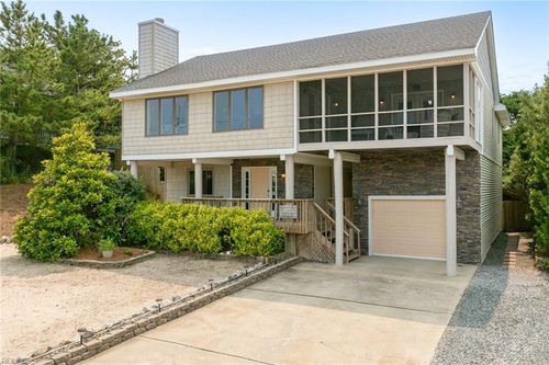 2581 Sandpiper Rd, Virginia Beach, VA, 23456-4512 | Card Image