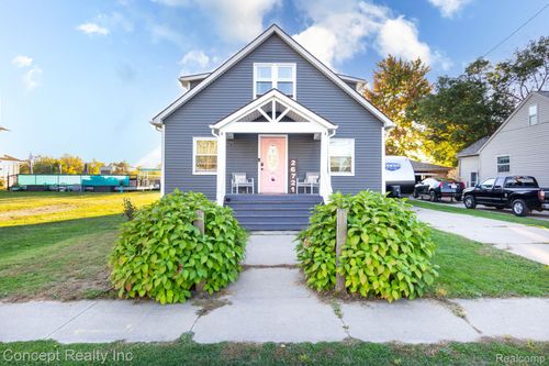 26721 W Huron River Dr, Flat Rock, MI, 48134-1164 | Card Image