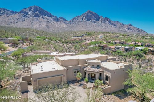 1798 E Placita Del Metate, Oro Valley, AZ, 85737-6022 | Card Image