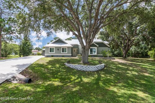 4027 Secretariat Ln, Malabar, FL, 32950-4759 | Card Image