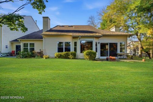 351 Sunshine Ct, Englishtown, NJ, 07726-4735 | Card Image