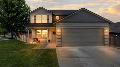 9418 W 8th Place, Kennewick, WA, 99336 | Card Image
