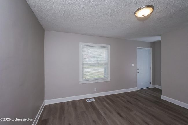 1088 Bicknell Ave, House other with 3 bedrooms, 1 bathrooms and null parking in Louisville KY | Image 6