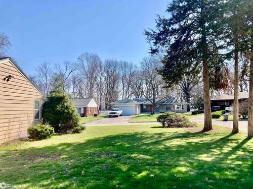 109 Orchard Pl, Burlington, IA, 52601-6537 | Card Image