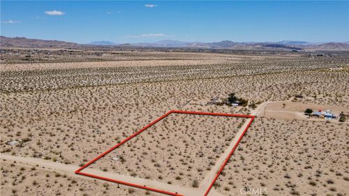 888 Lucky Ln, Yucca Valley, CA, 92284 | Card Image