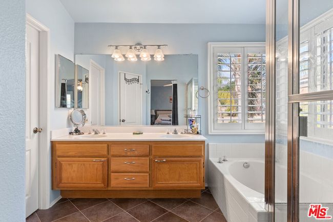 27870 Skycrest Cir, House other with 4 bedrooms, 3 bathrooms and 3 parking in Valencia CA | Image 22