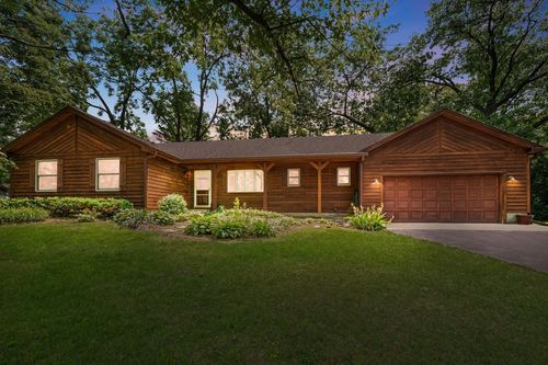 519 Bird Rd, Twin Lakes, WI, 53181-9418 | Card Image