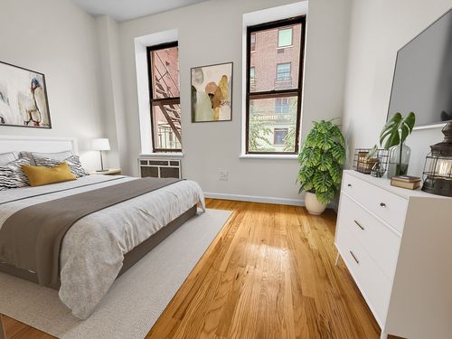 5b-147 E 90th St, New York, NY, 10128-2325 | Card Image