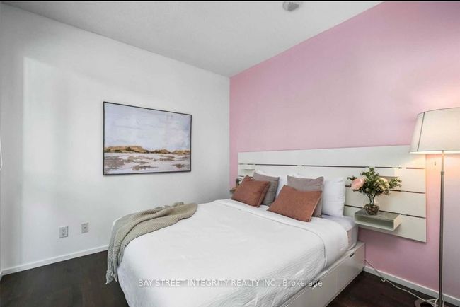 415 - 101 Charles St E, Condo with 2 bedrooms, 2 bathrooms and null parking in Toronto ON | Image 10
