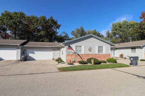 3462 Woodbridge Court, La Crosse, WI, 54601 | Card Image
