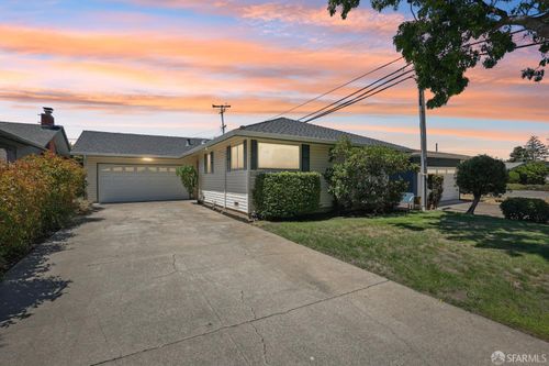 2418 S Norfolk St, San Mateo, CA, 94403-1617 | Card Image