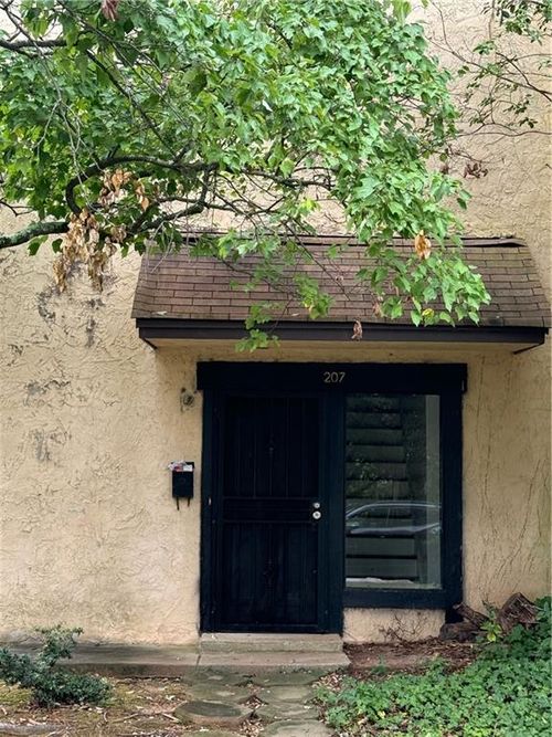 207 Tiburon Dr, Stonecrest, GA, 30038-1745 | Card Image