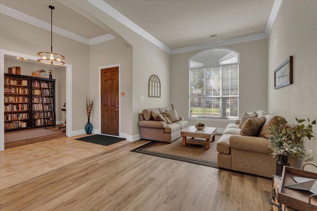 11562 Avondale Dr, House other with 3 bedrooms, 3 bathrooms and null parking in Frisco TX | Image 5