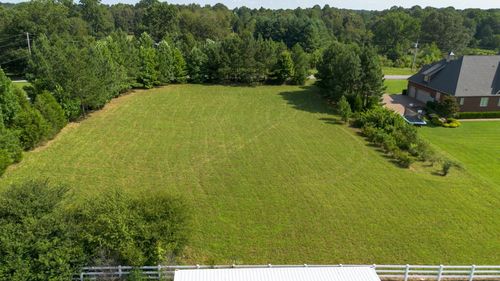 986 Hall Cemetery Rd, Burns, TN, 37029-5018 | Card Image