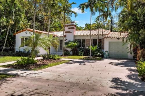 262 Ne 98th St, Miami Shores, FL, 33138-2408 | Card Image