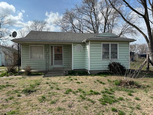 107 Dewolf Street, Odin, IL, 62870 | Card Image