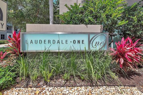 112-2401 Ne 65th St, Fort Lauderdale, FL, 33308-1552 | Card Image