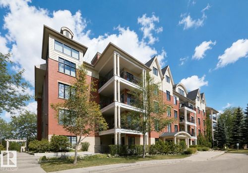 209-9811 96a St Nw, Edmonton, AB, T6A4A4 | Card Image