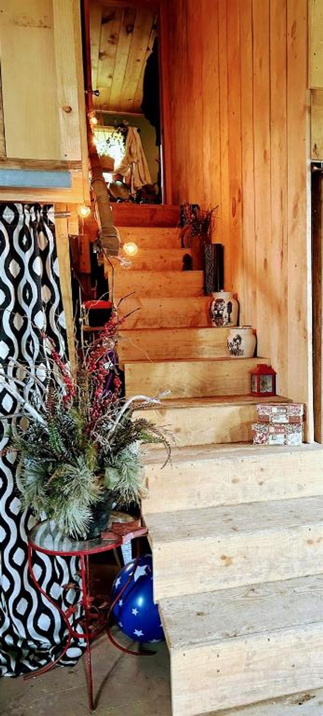 2190 New York 221, Sold in Marathon Zoocasa