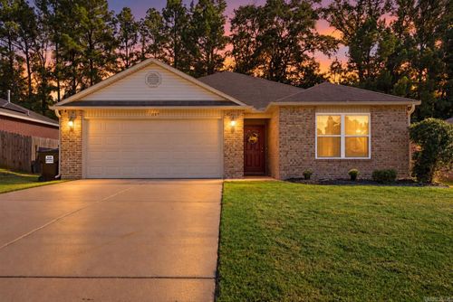 1089 Meadows Edge Dr, Alexander, AR, 72002-1868 | Card Image