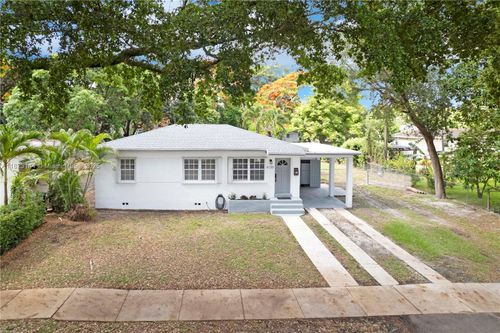 6120 Nw 40th St, Virginia Gardens, FL, 33166-7017 | Card Image