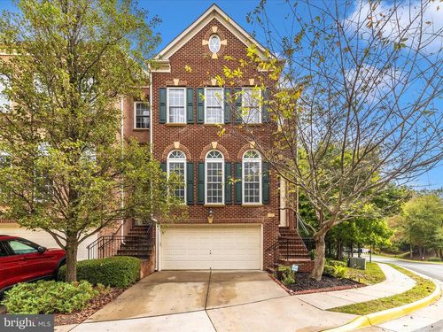 9211 Point Replete Dr, FORT BELVOIR, VA, 22060-7449 | Card Image