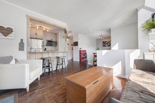 309-3721 Delbrook Ave, North Vancouver, BC, V7N3Z4 | Card Image