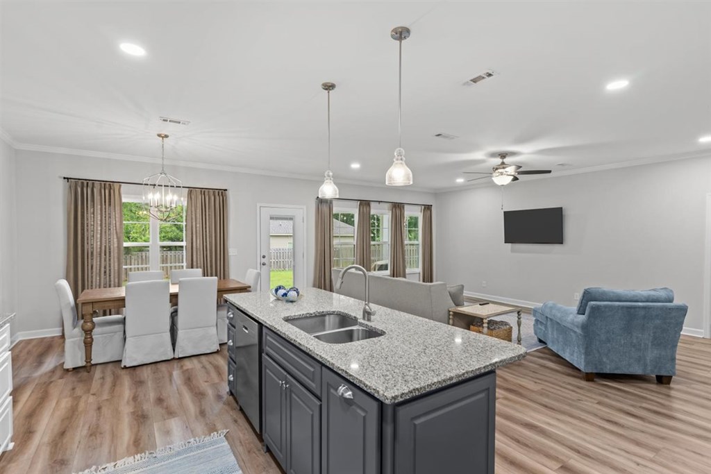 Residential in Headland 4