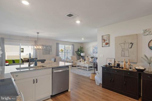 175 Pond View Ln, SEAFORD, DE, 19973-7604 | Card Image