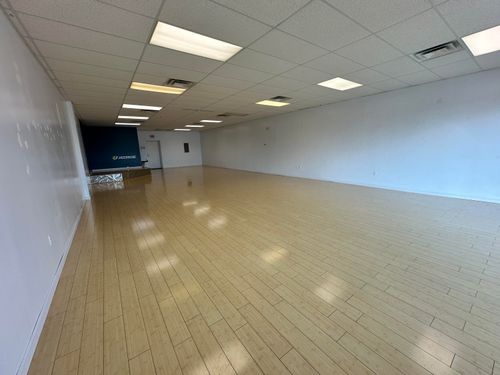 2732-2724 E Chestnut Expy, Springfield, MO, 65802-2555 | Card Image