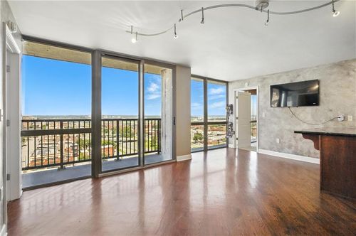 apt-1703-600 Admiral Blvd, Kansas City, MO, 64106-1580 | Card Image