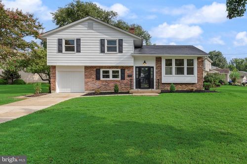 2 Valley Forge Rd, MARLTON, NJ, 08053-1038 | Card Image