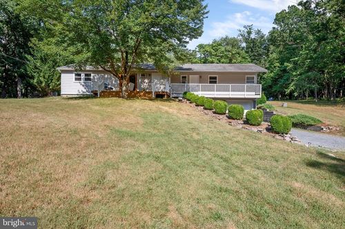 1904 John Mosby Hwy, BOYCE, VA, 22620-2736 | Card Image