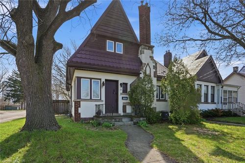 41 Paradise Rd S, Hamilton, ON, L8S1S3 | Card Image