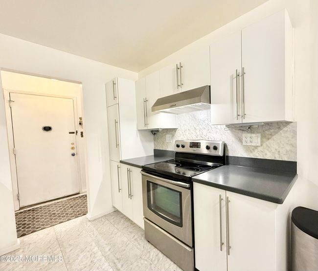 A - 54 Amberly Dr, Home with 2 bedrooms, 1 bathrooms and 1 parking in Manalapan NJ | Image 8