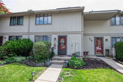 417 Lark Tree Cir, Bridgeville, PA, 15017-1506 | Card Image